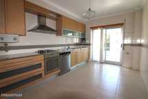 Apartamento T3 Duplex - Nova Leiria