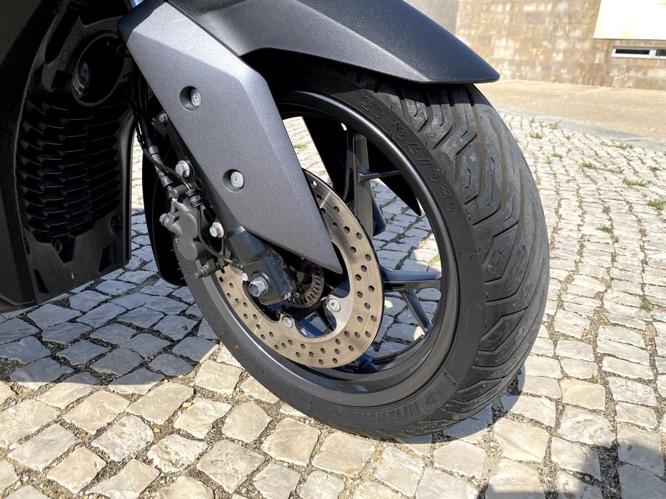 Yamaha X-Max 300