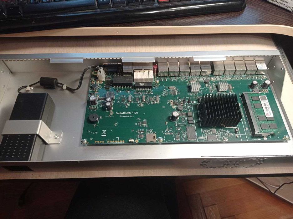 MikroTik RB1100AHx2