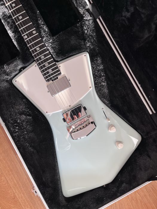 Ernie Ball Music Man St. Vincent HH