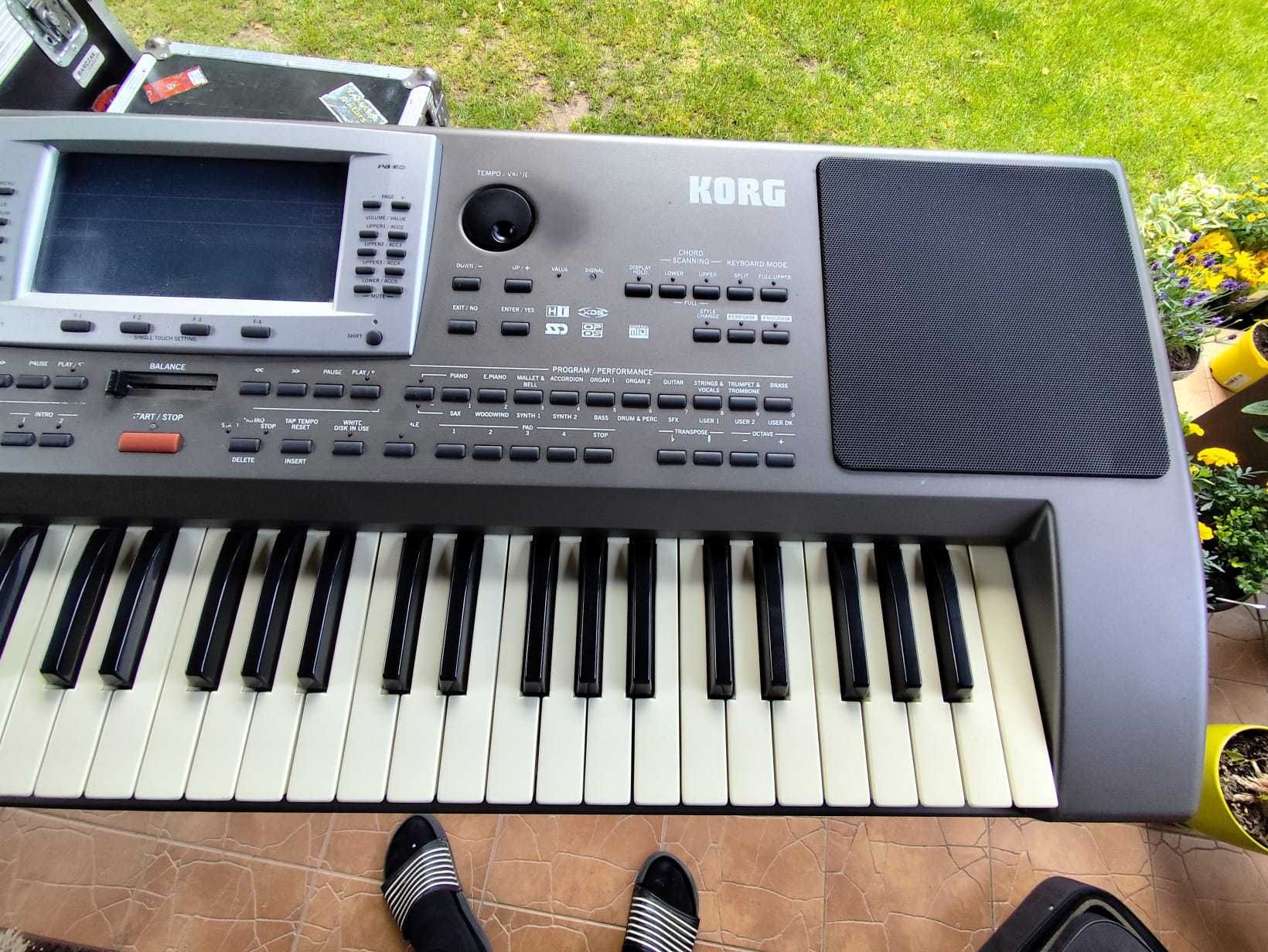 Sprzedam KORG PA-50SD z futerałem