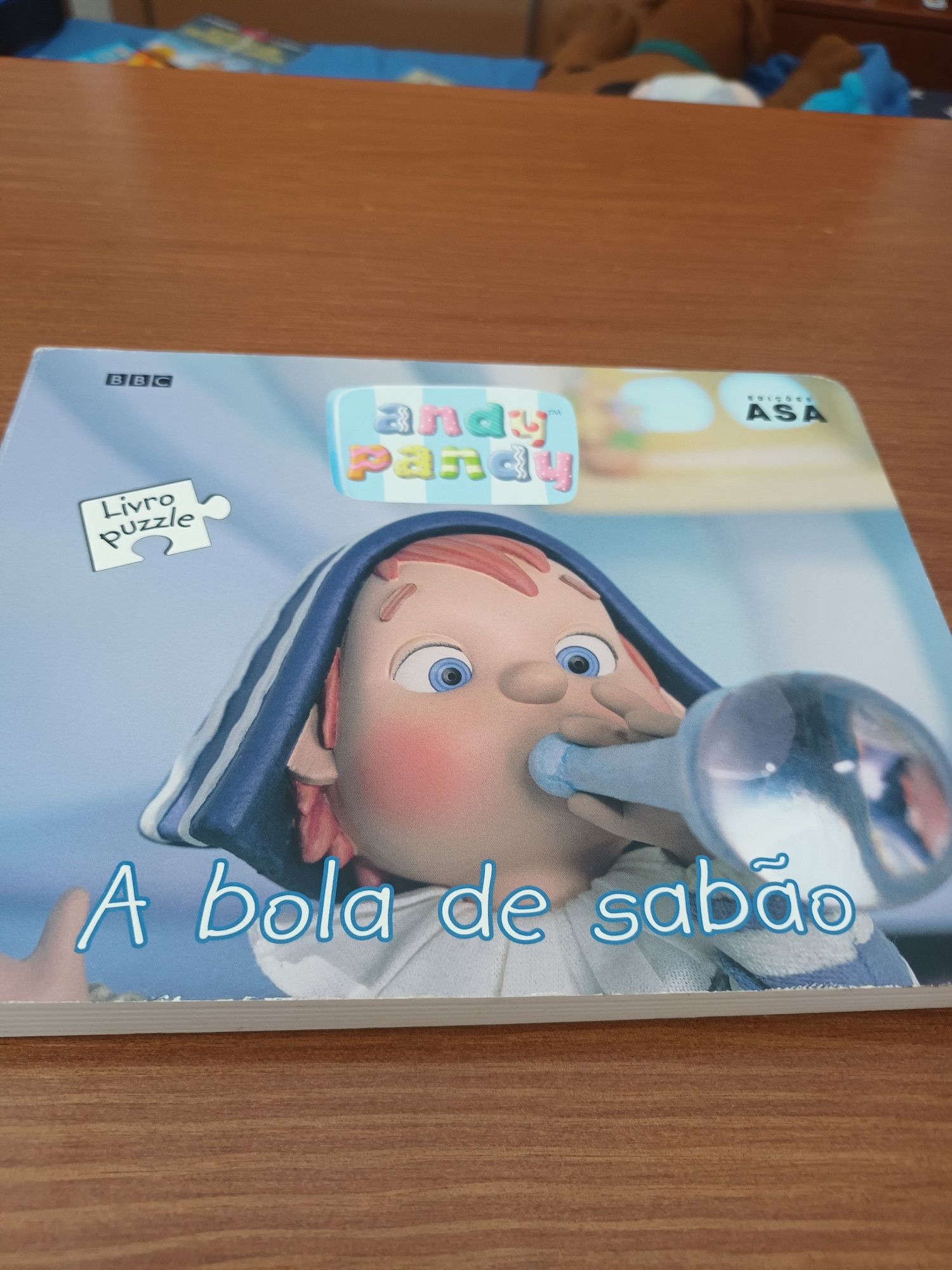 Livro : A bola de Sabão- Asa