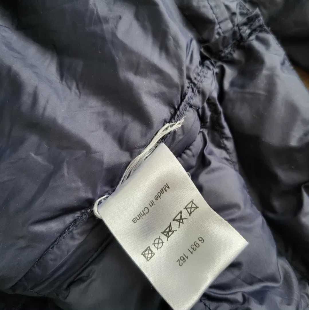 Курточка Fila с капюшоном женская