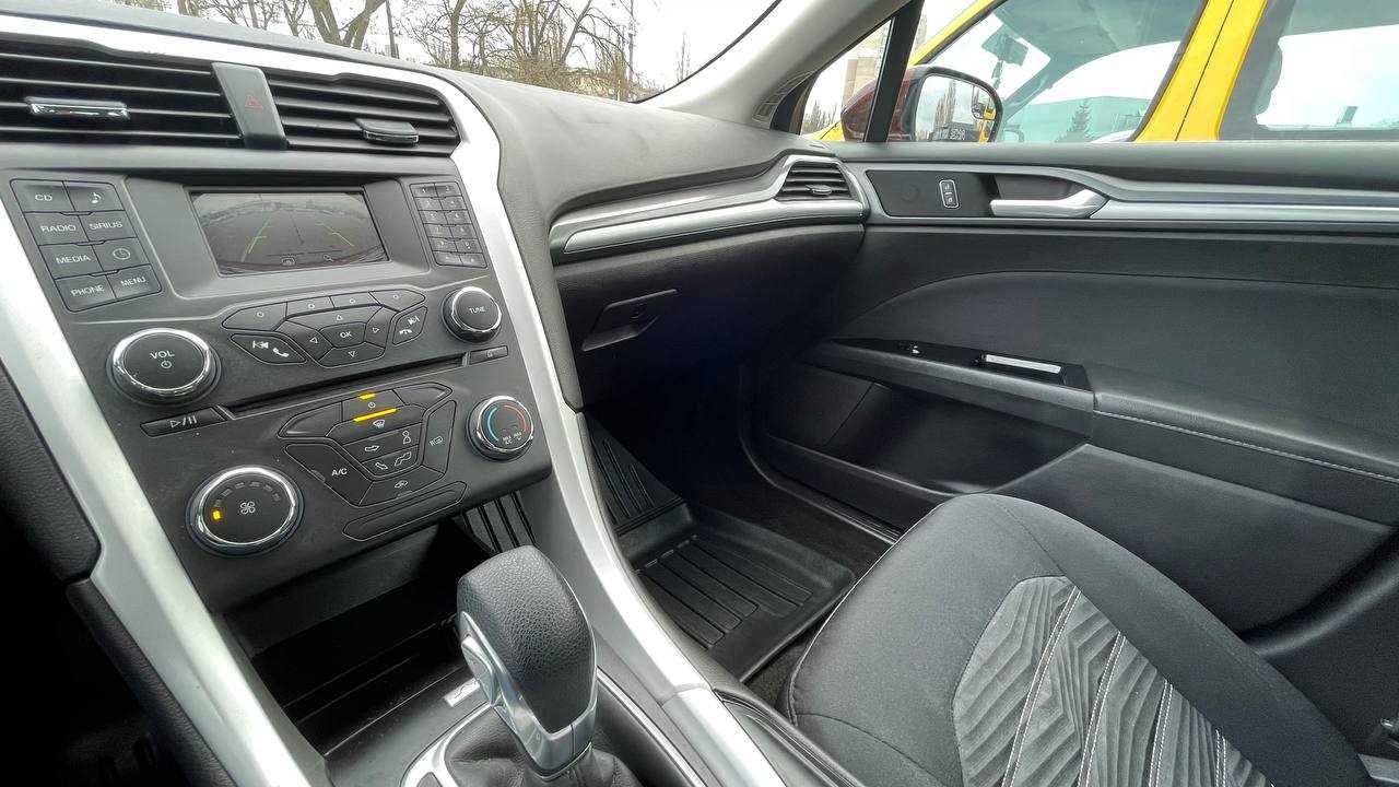Ford Fusion 2016 2.5 маленький пробег