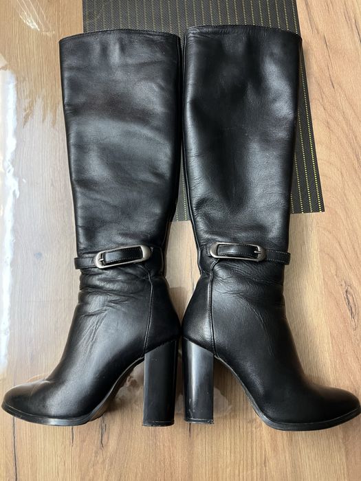 Чоботи шкіряні.