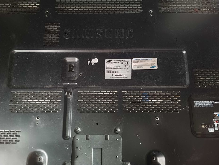 Плазма Samsung 51" ПОД РЕМОНТ ИЛИ НА З/Ч  ps51d490a1w