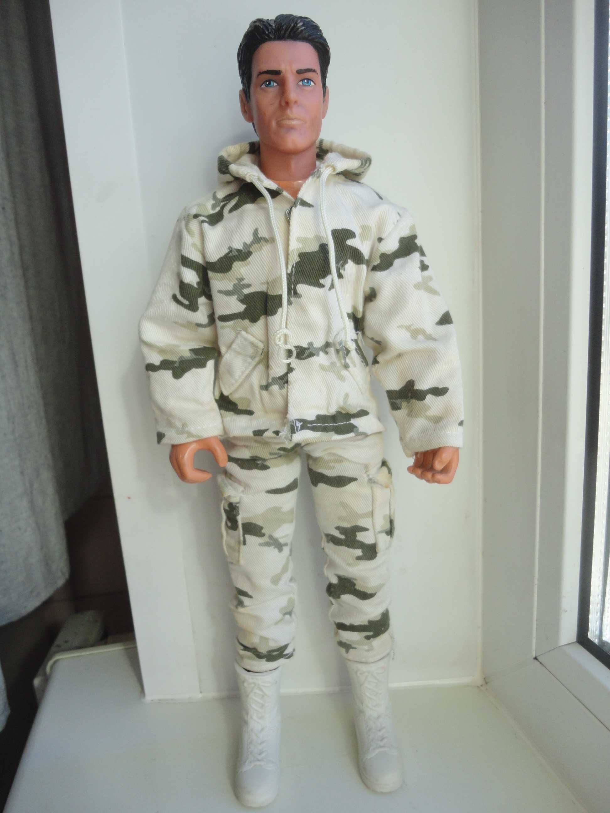 Кукла Barbie MaC шарнирная, воин, военный