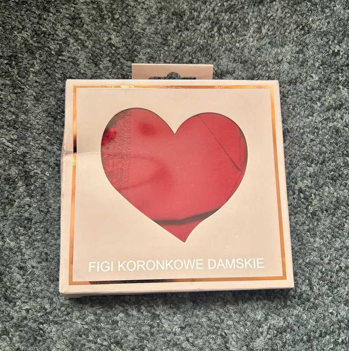 Damskie koronkowe figi majtki rozmiar na metce S.