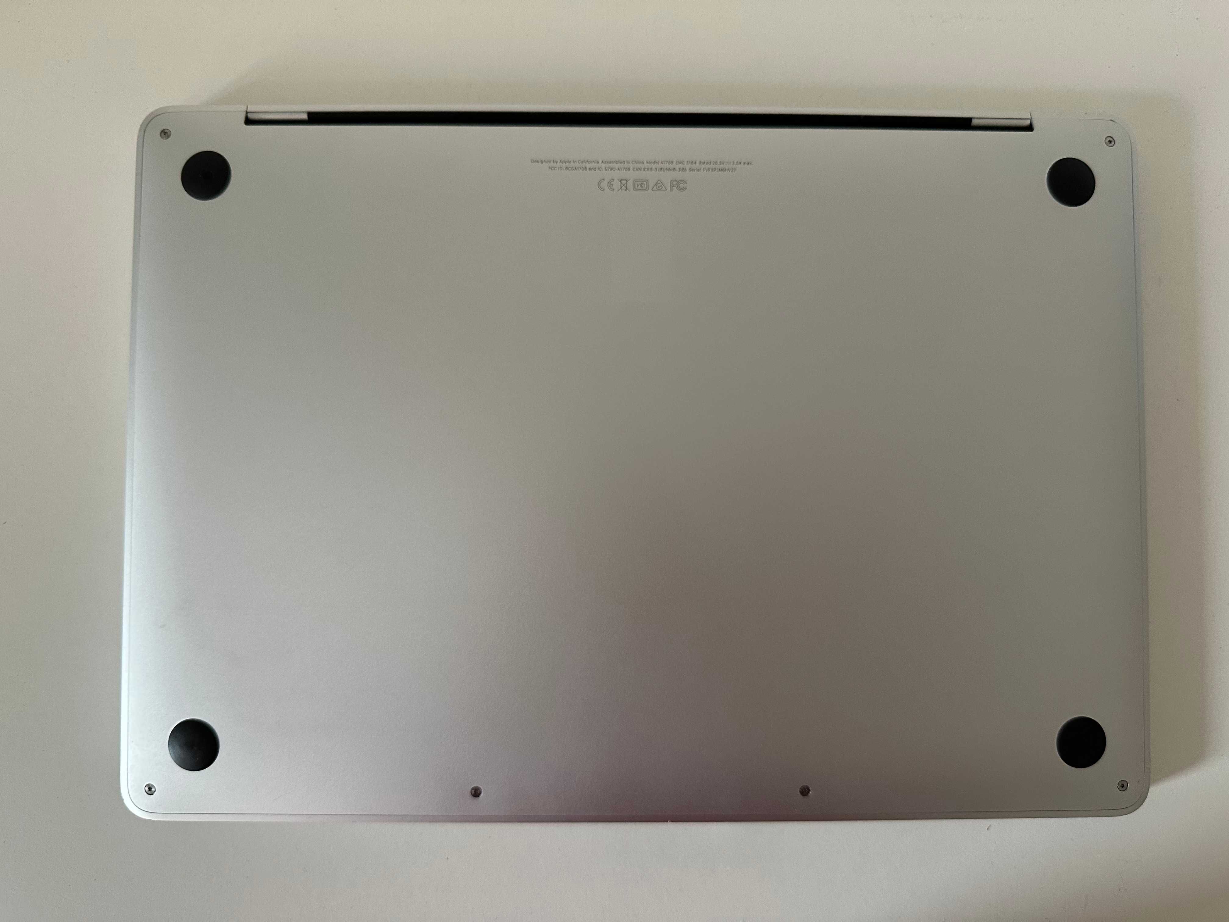 Ноутбук Apple MacBook Pro 13" 2017, A1708 RAM 8Gb SSD 128Gb