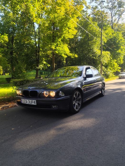 BMW E39 2.5 benzyna