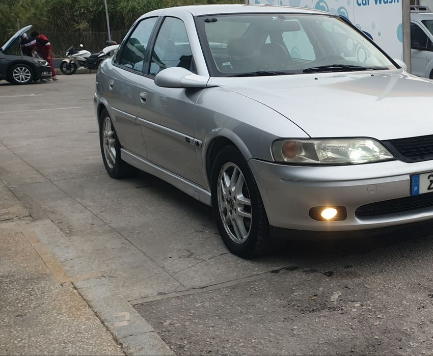 Opel vetra SPORT 1.8 16v edição limitada Como novo!