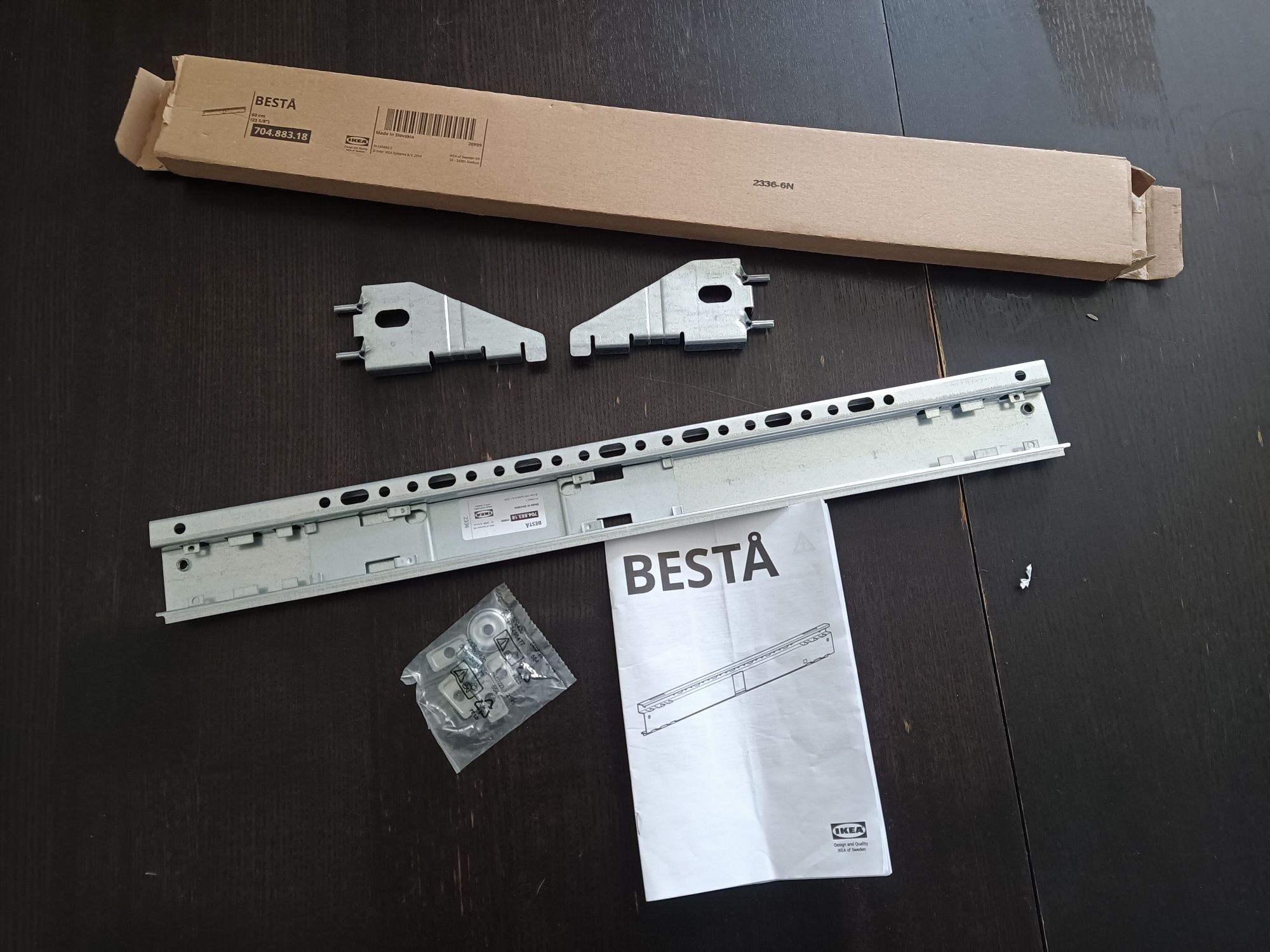 Calha de suspensão IKEA Bestå 60cm - NOVA