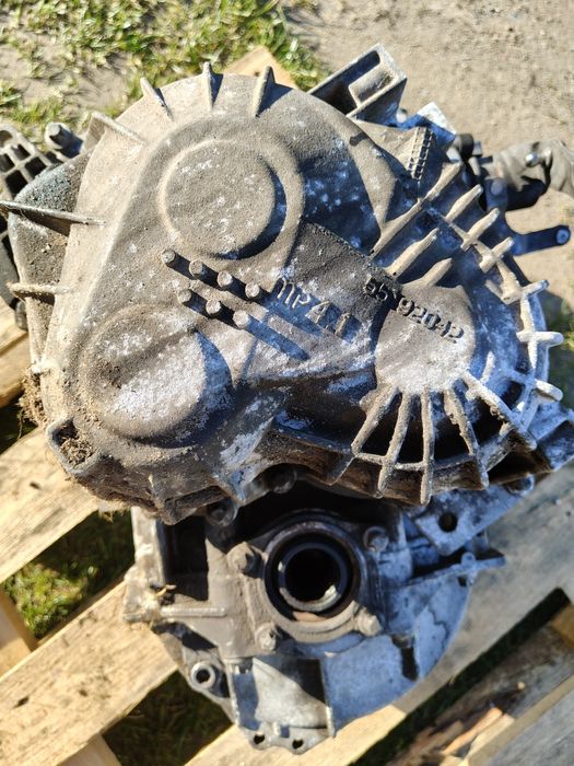 Skrzynia biegów M32 USZKODZONA