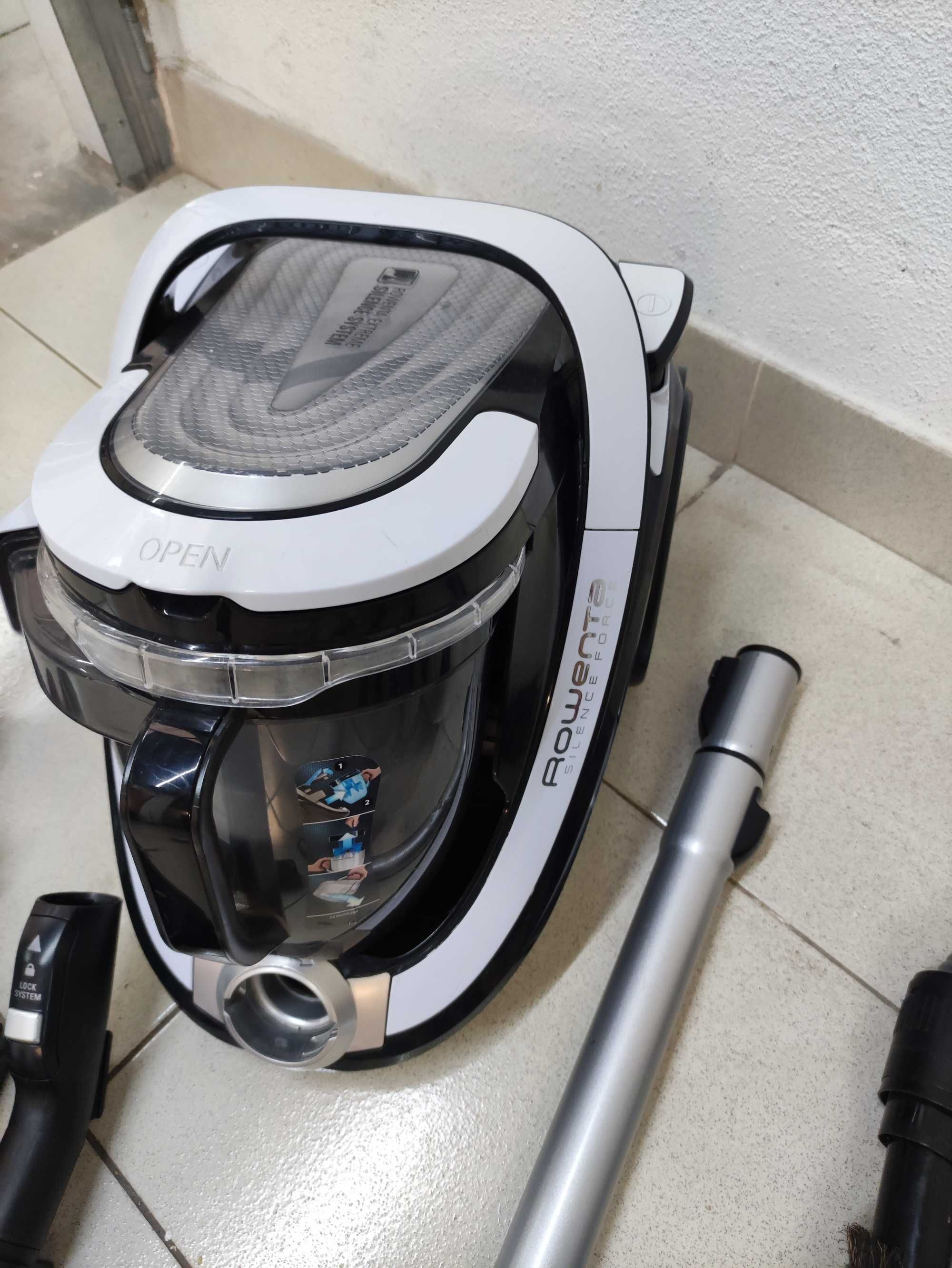 Aspirador sem saco Rowenta Silence Force - DP28