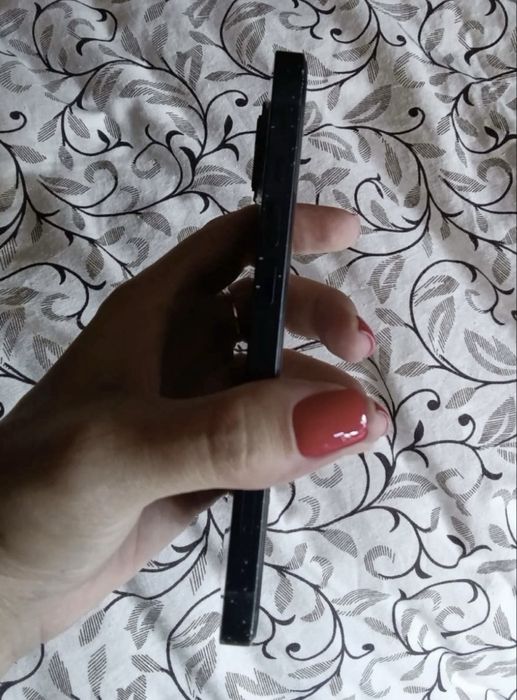 Iphone 13 256 gb r-sim