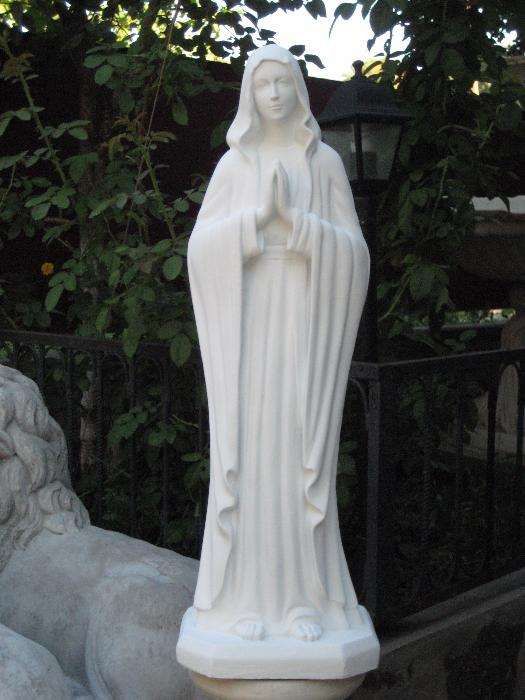 Скульптура Богородиці для саду ,парку,пам'ятника