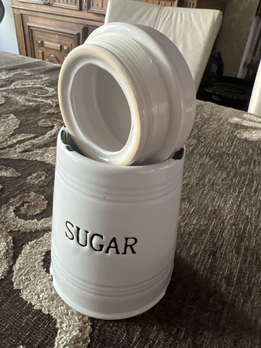 Sugar stylizowana na starą cukierniczka Home&you ceramika cukiernica