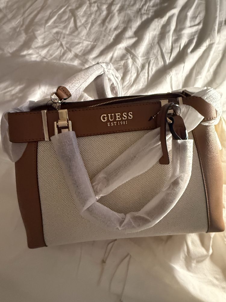 Mala de mao guess