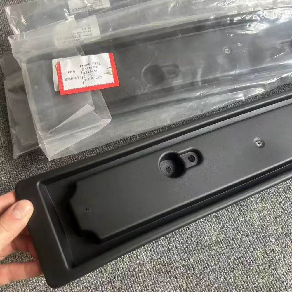 Подиум под номер EU Tesla Model 3 2018-2023   (1096834-00-B)