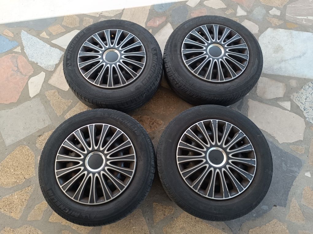 4 Jantes 15" Renault 5x114.3 + Tampões + Pneus 195 /65/ 15