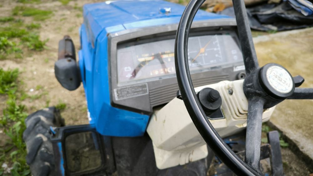 Trator iseki landhop 200