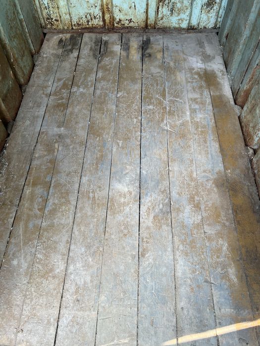 Металевий контейнер