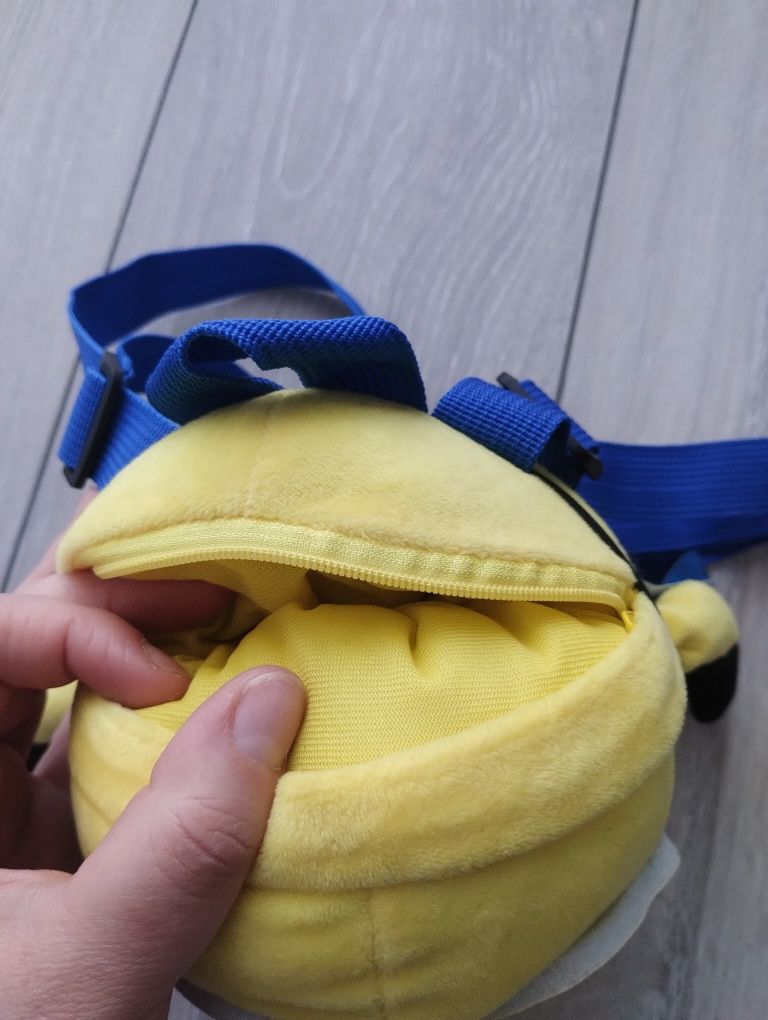Maskotki minionki Plecak dla przedszkolaka Minionek plecaczek zabawka