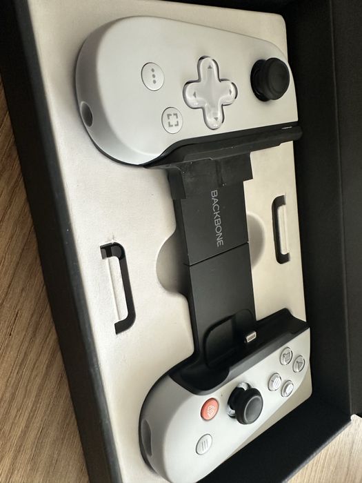 Playstation BACKBONE używane