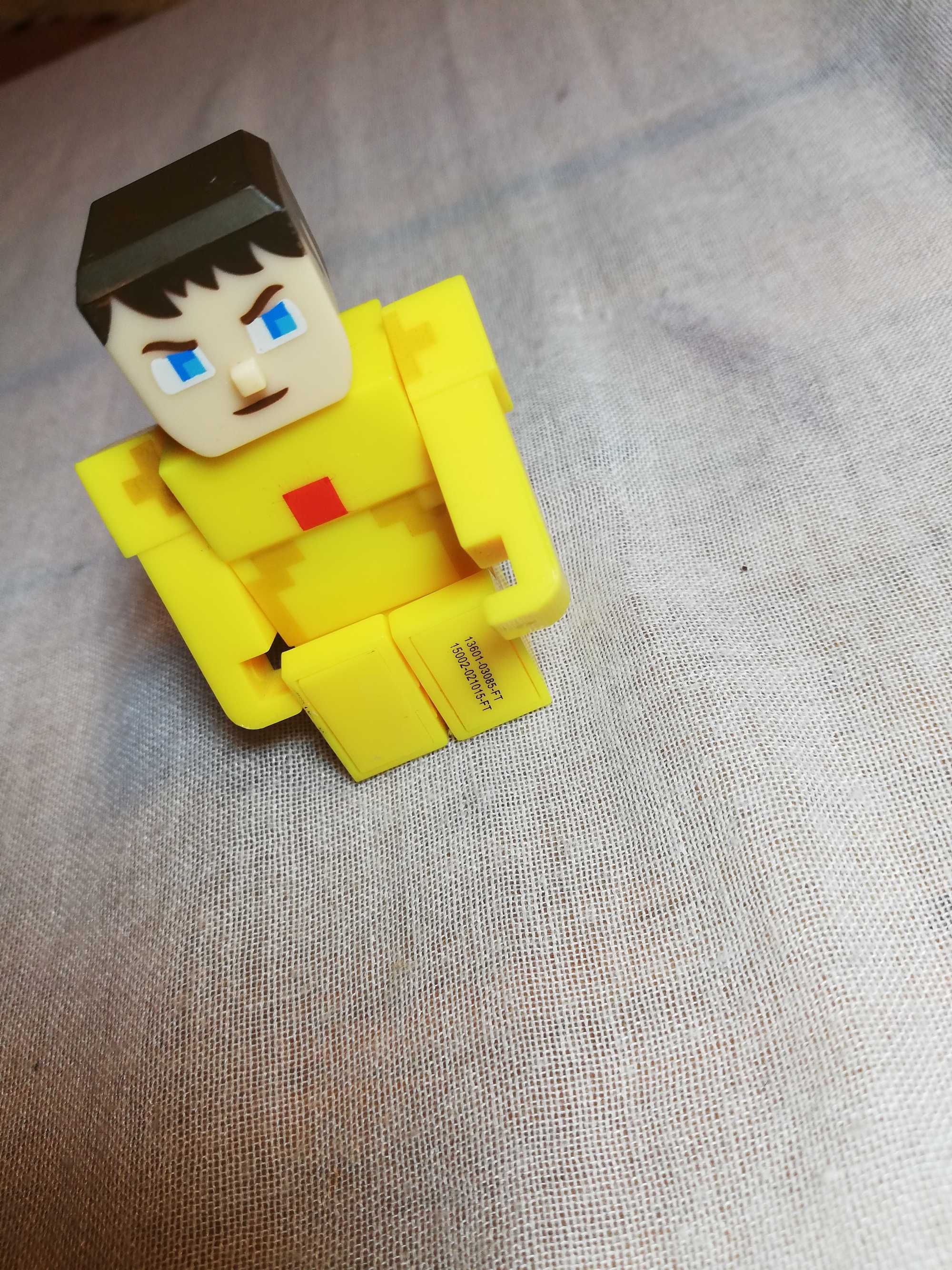 Figurka Mojang Minecraft 6,5 cm Terraria Gold Armor Player