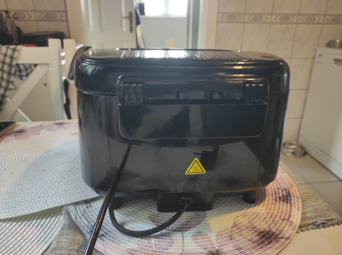 Frytkownica Milla Home MOF300K używana