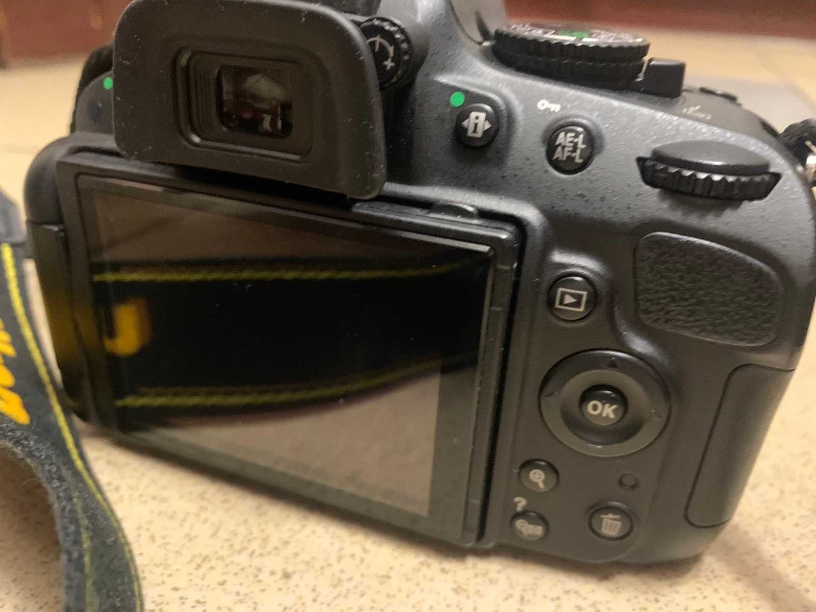 Nikon D5100 с объективом эксклюзивное состояние и сумка