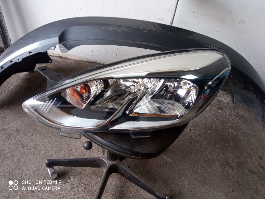 Lampa lewa przednia ford fiesta mk8 zwykła