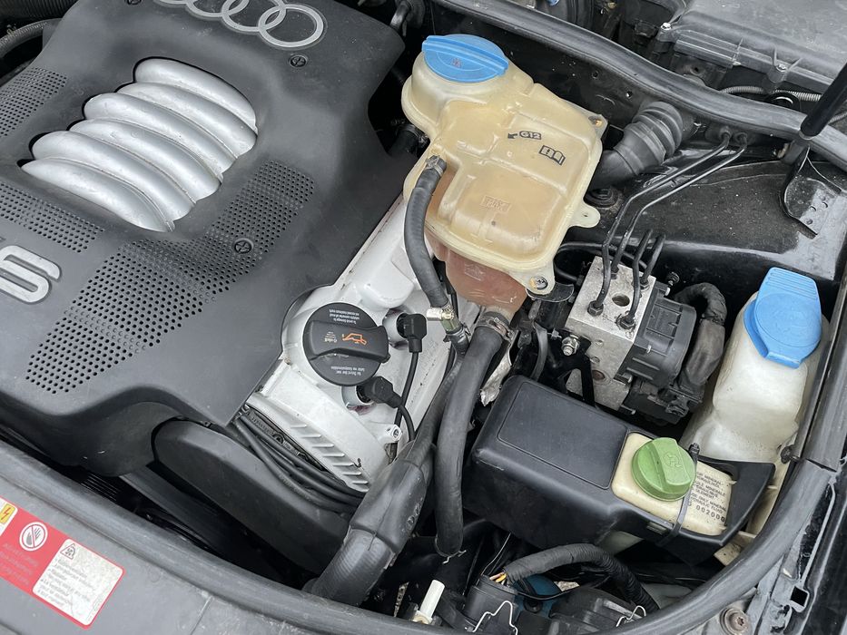 Audi A4 Автомат 2.4 v6