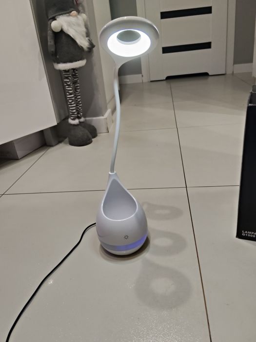 Lampka biurkowa LED