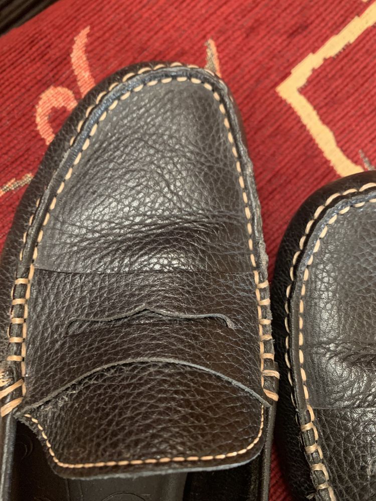 Шкуряні туфлі-мокасини Clarks