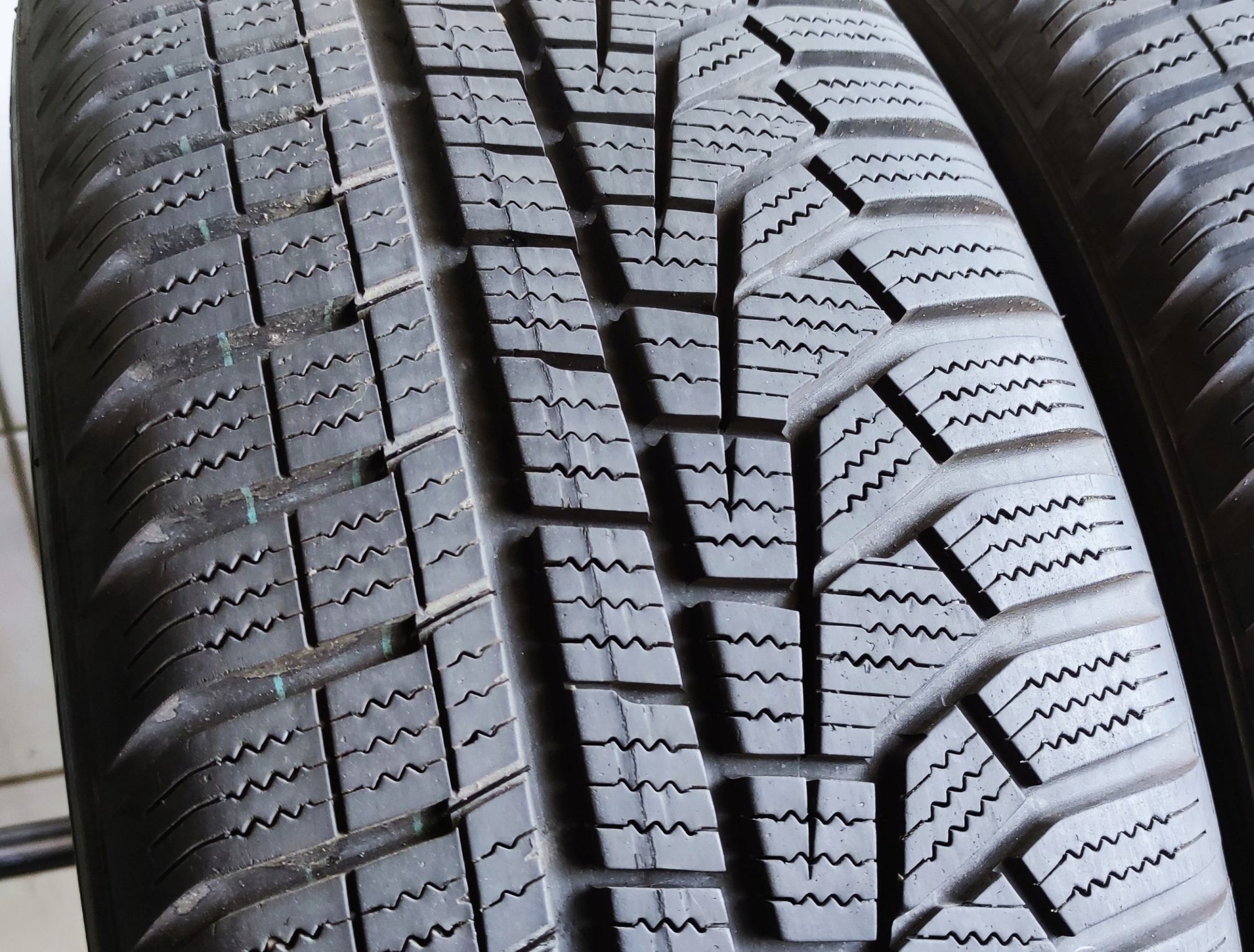 Opony 205/55/17 Hankook 6,10mm 2018r 2szt.=380zł Z