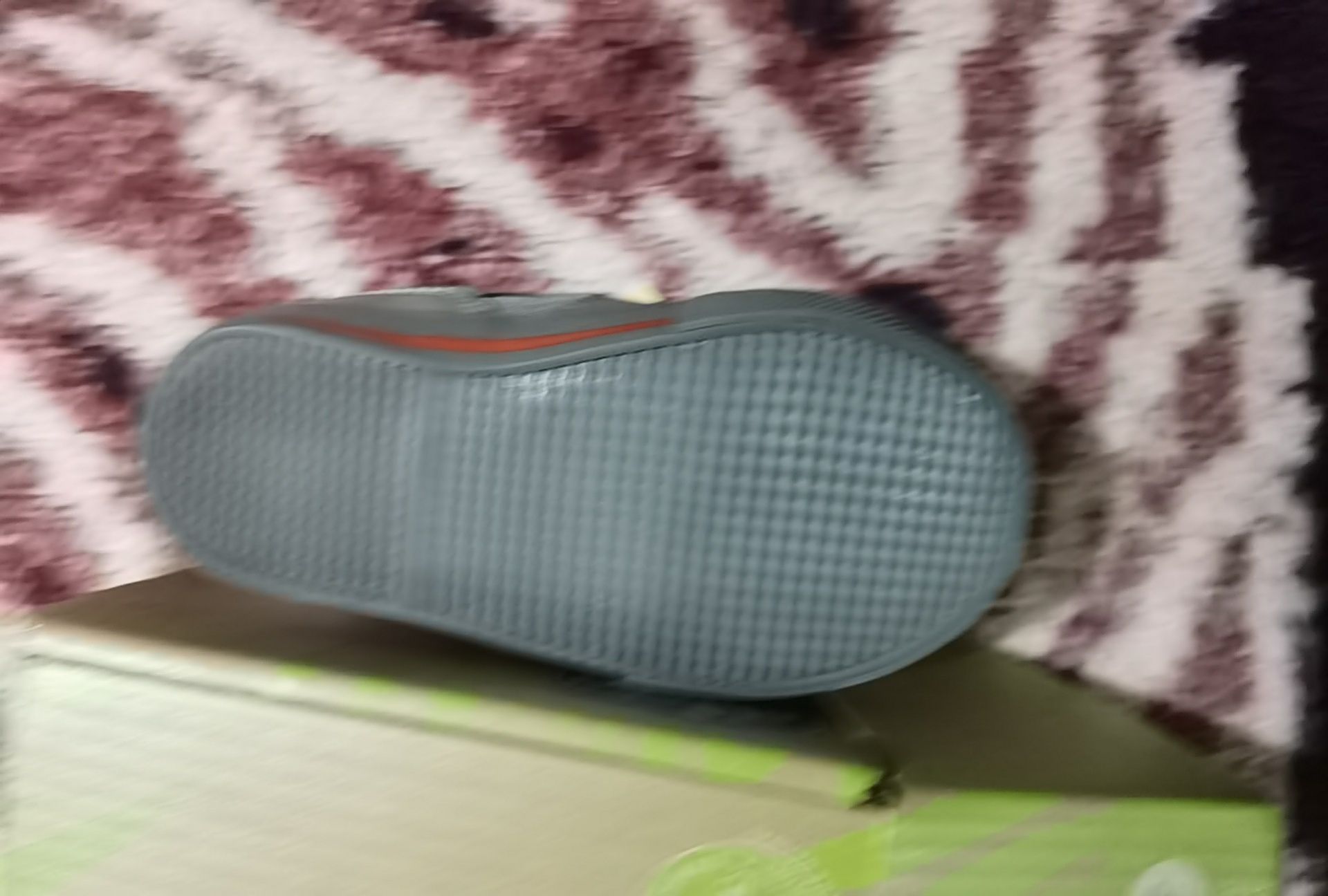 Sapatos chico novos