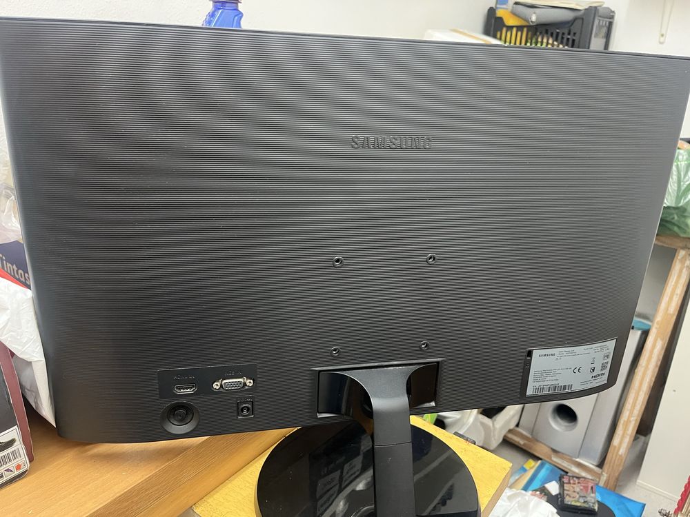 Monitor samsung em bom estado