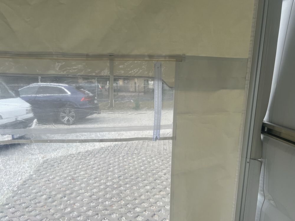 Scianki boczne do markizy kompletne, piekny stan, thule omnistor 2,5m