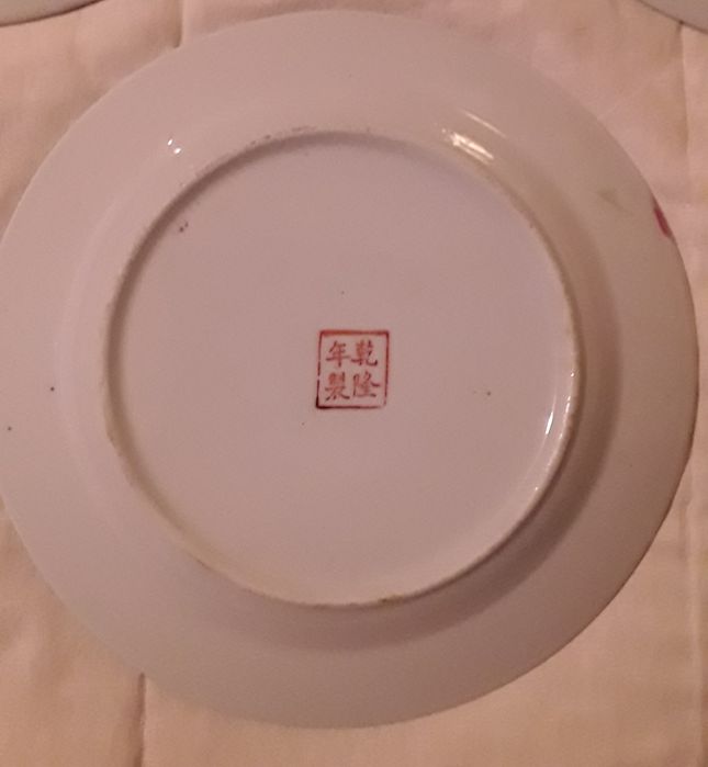 3 Pratos antigos chineses em porcelana