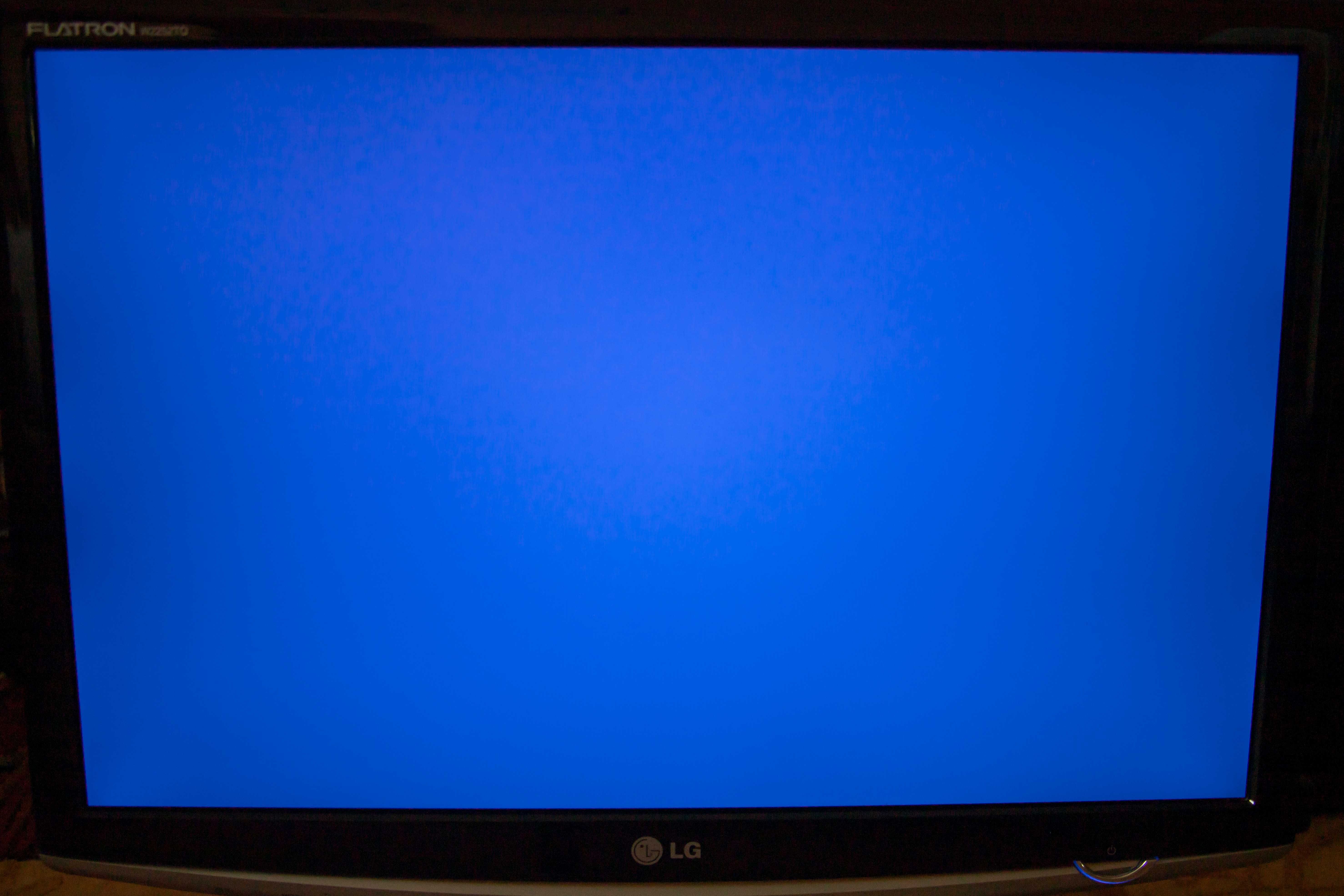 Monitor LCD 22” LG W2252TQ-PF 1680x1050
