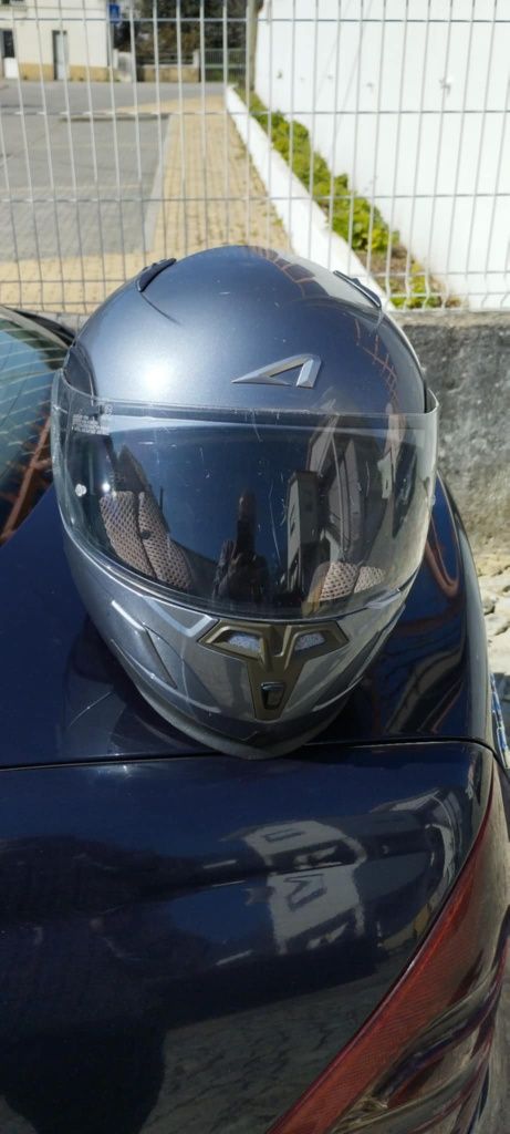 Capacete modular