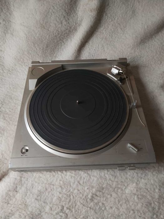 Gramofon Denon DP-29F
