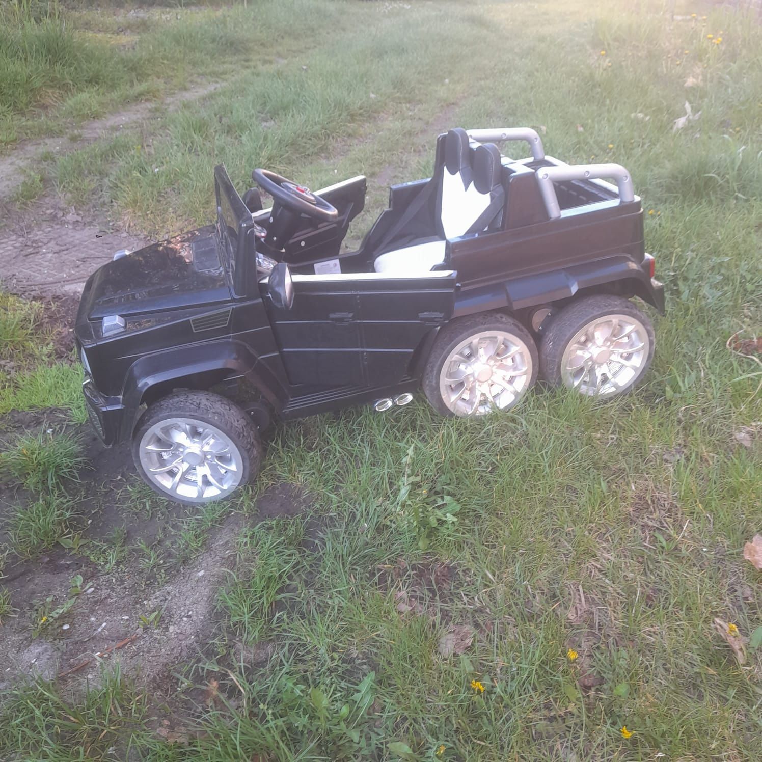 Auto na akumulator Jeep bardzo dobry stan
