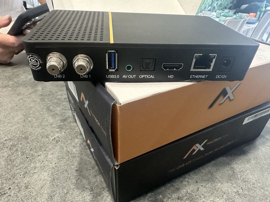 AX Multibox Twin 4k 2x dvb-s2x linux e2 wifi