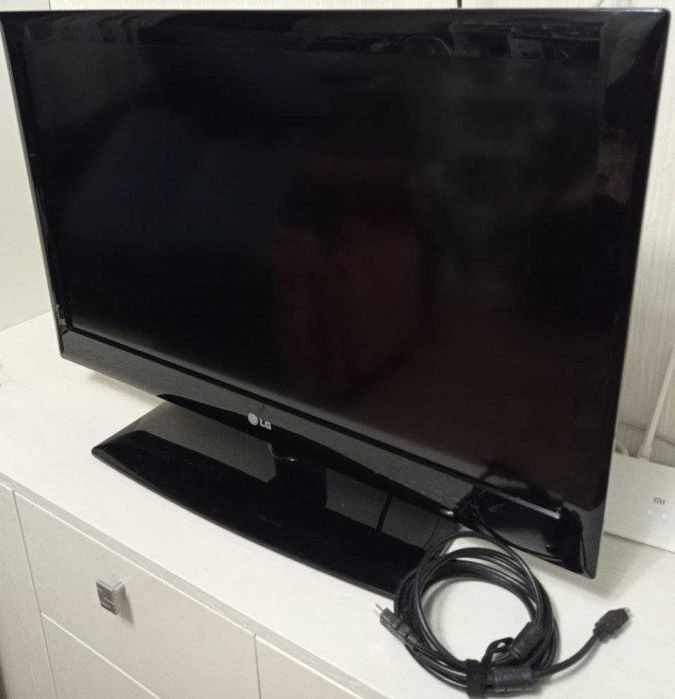 Телевизор LG жидкокристаллический, 32LE3300, 32 дюйма (81 см)