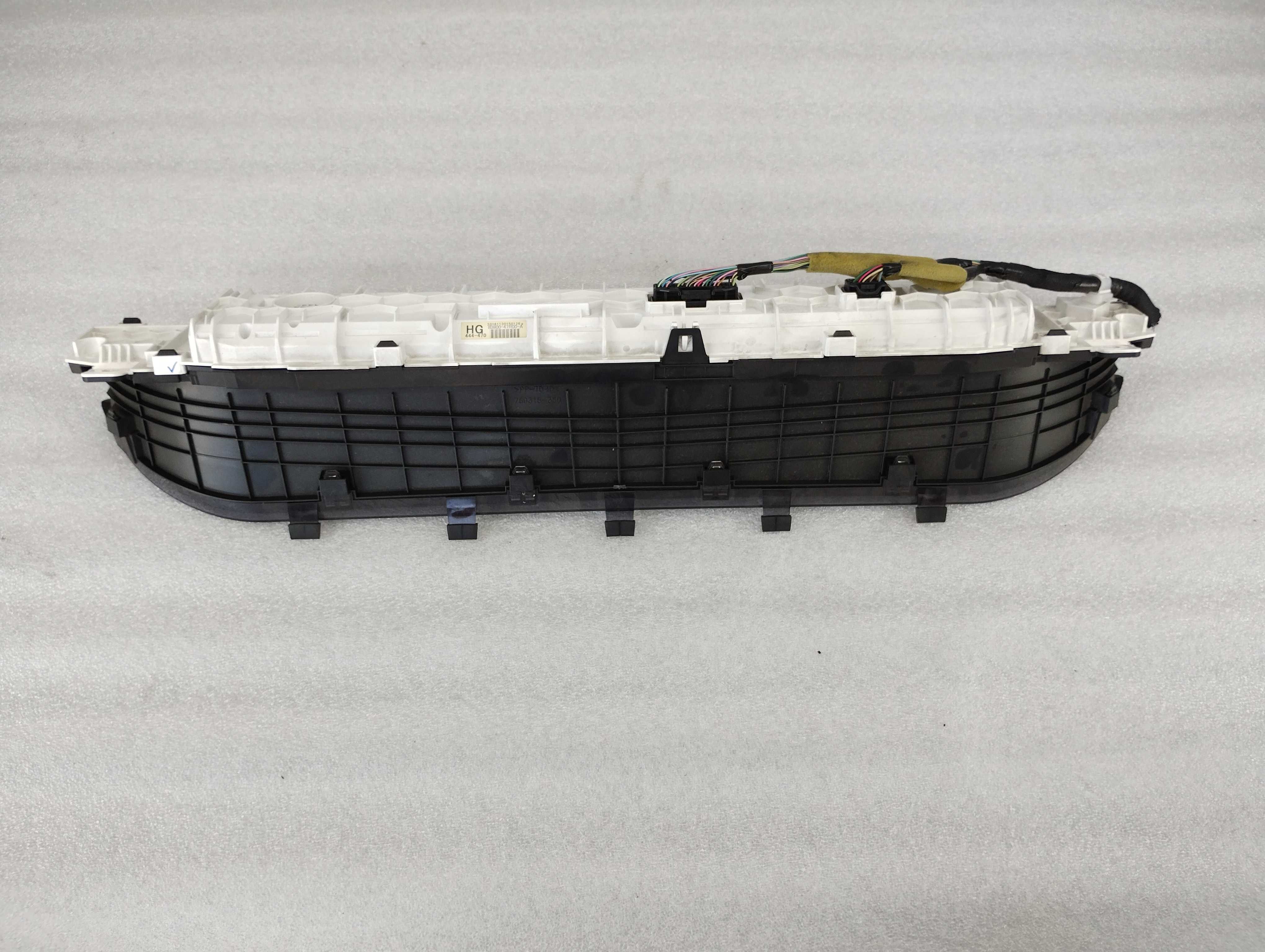 Licznik Zegary Toyota Prius IV 016-