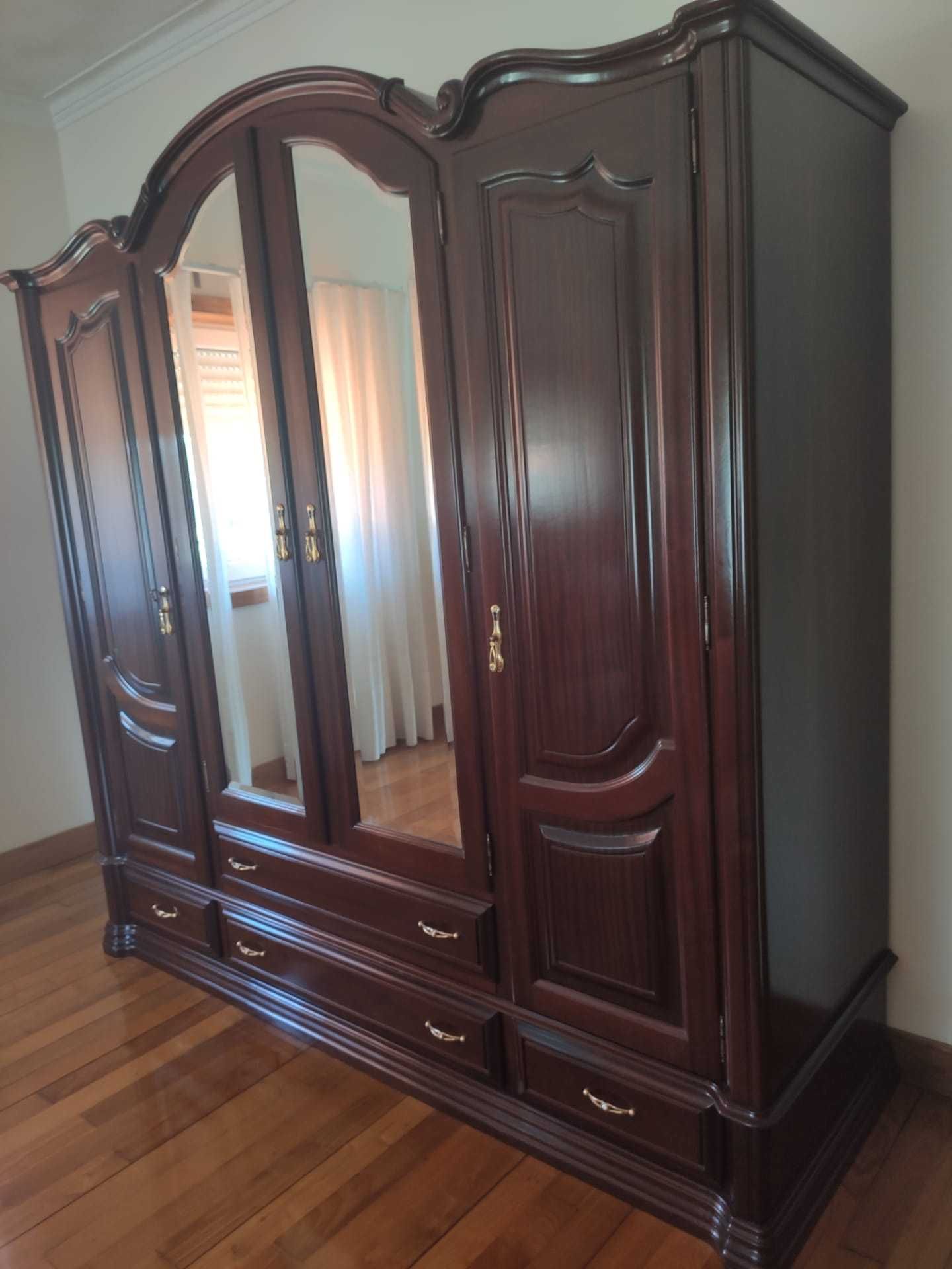 Mobília de quarto completa