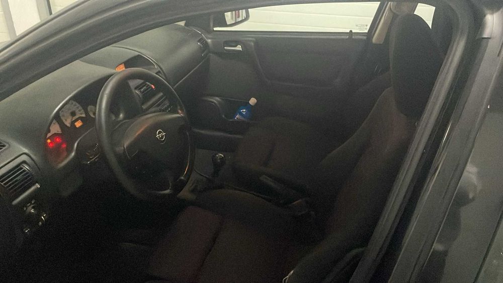 Opel Astra 1.6 Turbo 2001 – IUC 2025 Pago | Revisão Feita | 404.000 km