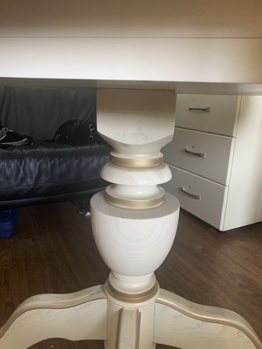 Стіл з натурального дуба